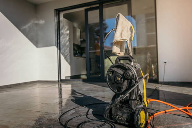 Best Gutter Cleaning and Brightening in Sibley, IA